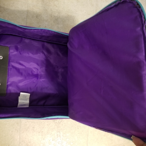 Disney Frozen Rolling Suitcase - Picture 2 of 4